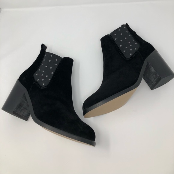 NWT Mency Velvet Studded Block Heel Boot - Picture 2 of 5